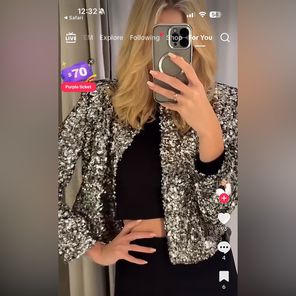 Zara Festive Sequin Jacket and Shorts in Silver and Black - Picture 6 of 16
